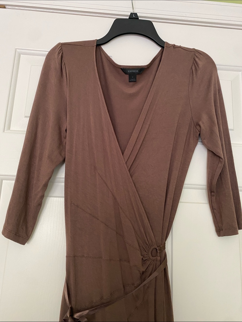 Express Taupe Wrap Midi Dress - Size Medium - Picture 4 of 6